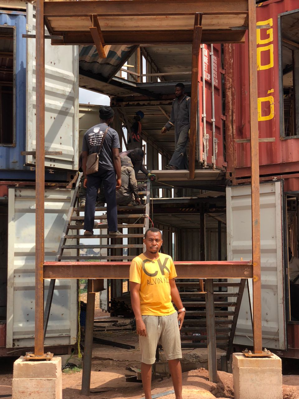 Cruxatec team on site at the container structure build